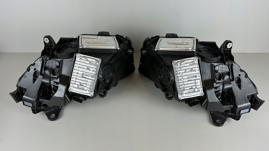 фото №9, Mercedes w214 e-klasa digital light лампы левая правая