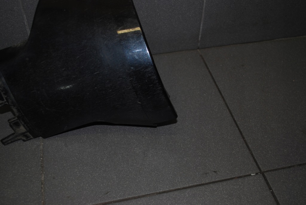 Накладка порог левое  задняя a8 d3 lz9w 4e0853579d с Разборки