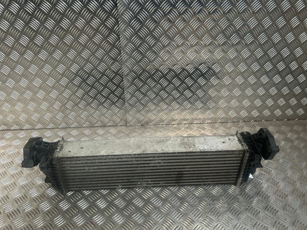 Купити Volvo xc90 2018 радіатор повітря наддувний / інтеркулер