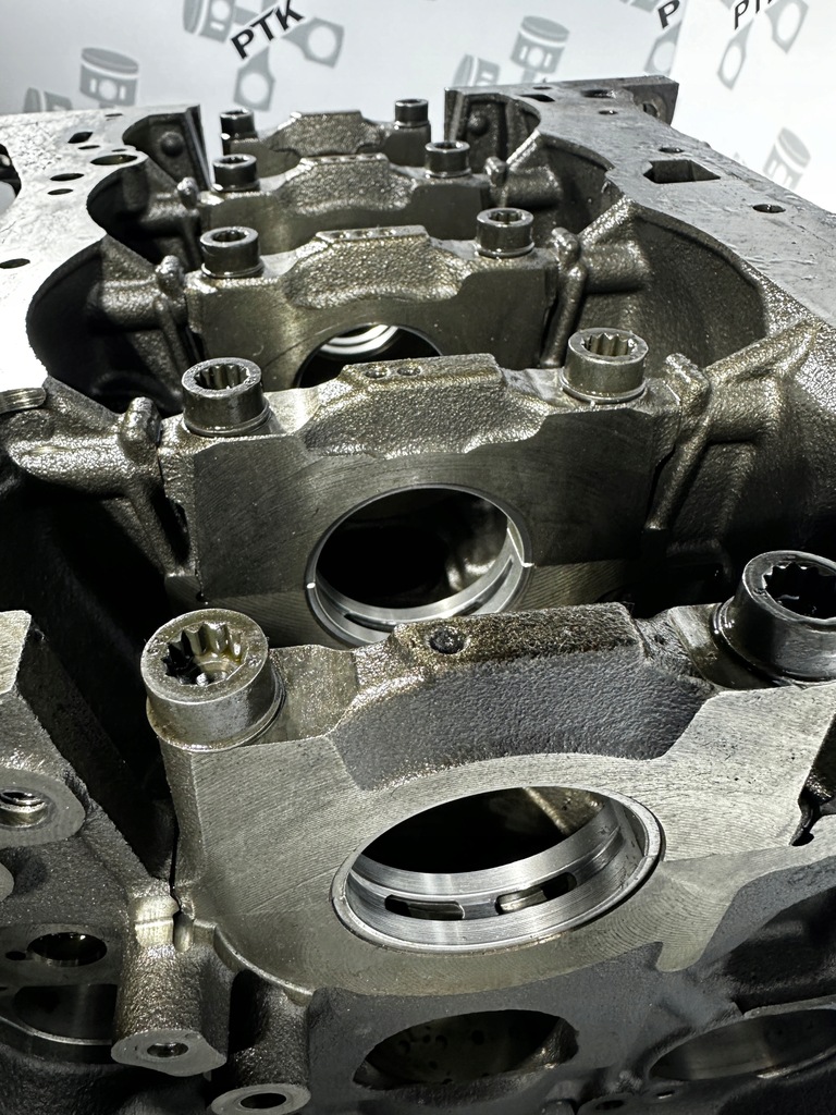 фото №7, Vw 2.0 tsi cczb блок двигателя dół 06h103021l 06h103011ap