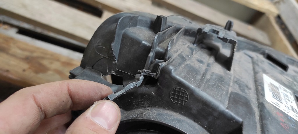 фото №10, Citroen berlingo iv лампа левая 9816824880 eu