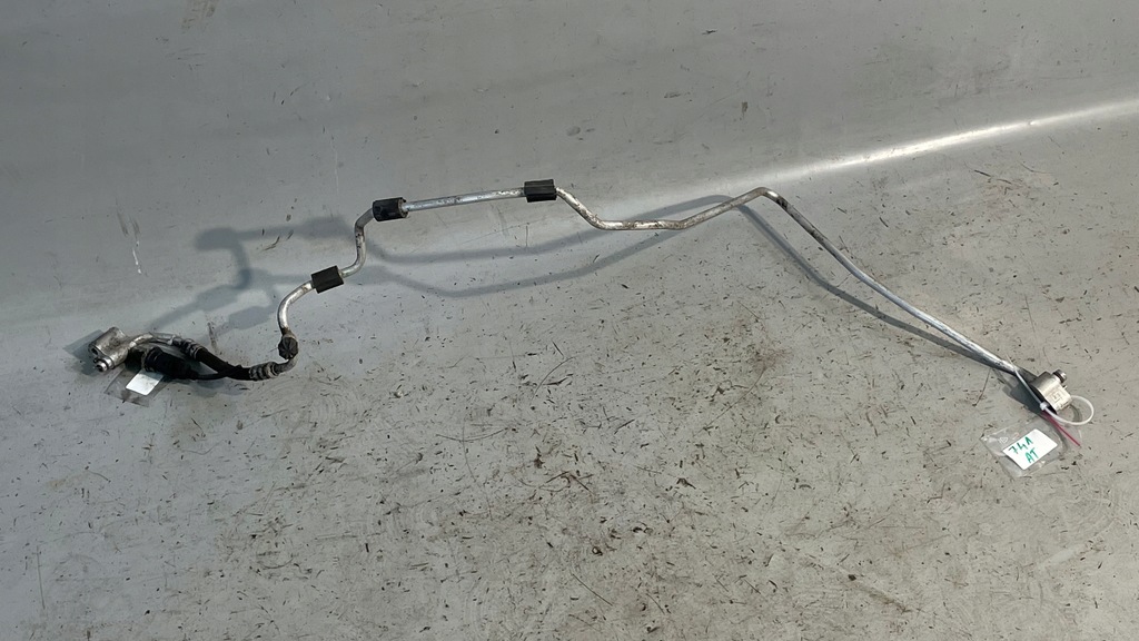 фото №1, Шланг кондиціонера vw golf vi 1.4 1k0820741at