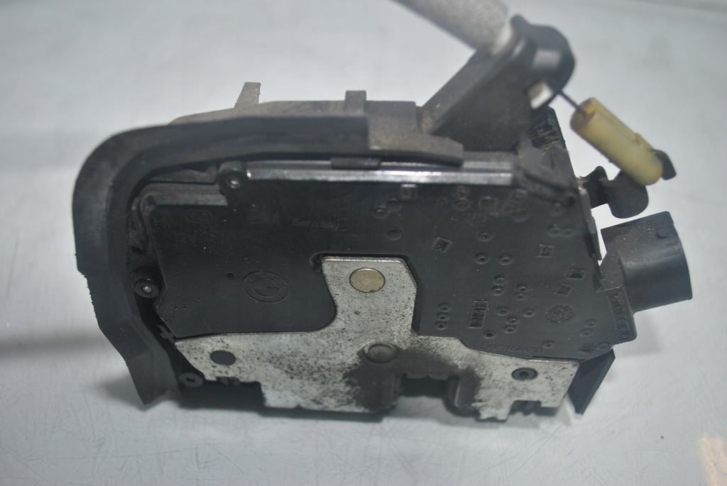 Купить Замок дверь левое  задняя 7pin bmw x5 8402601