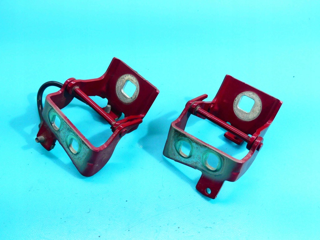 фото №2, Петля задняя крышки багажника discovery sport l550