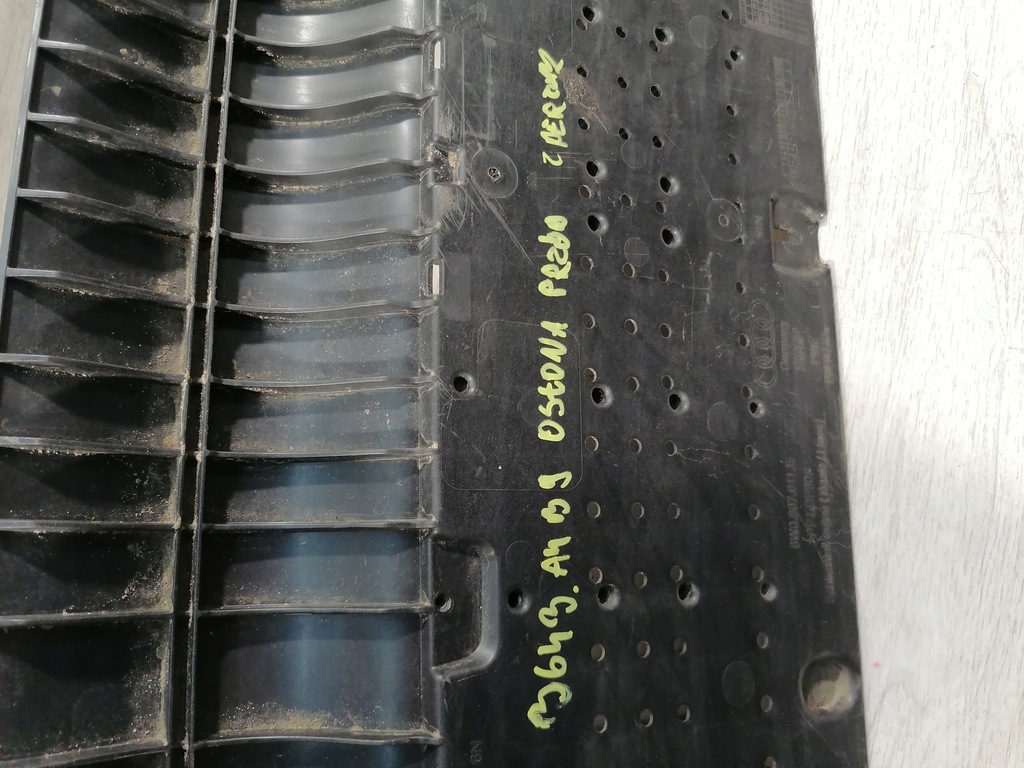 фото №9, Audi a4 b9 захист бампер перед 8w0807611e