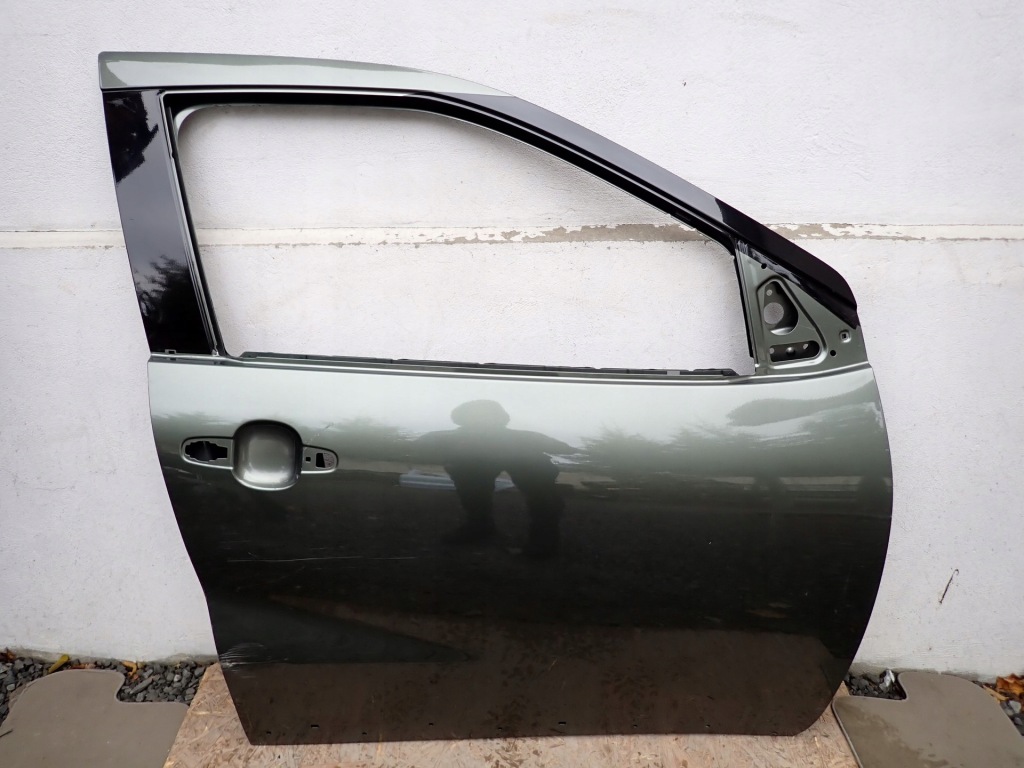 фото №1, Дверь правое передние правый перед toyota aygo x b7 2022- 670010h090