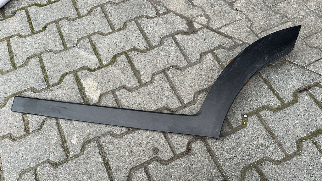 фото №1, Hyundai tucson 2016- молдинг na дверь задняя левая