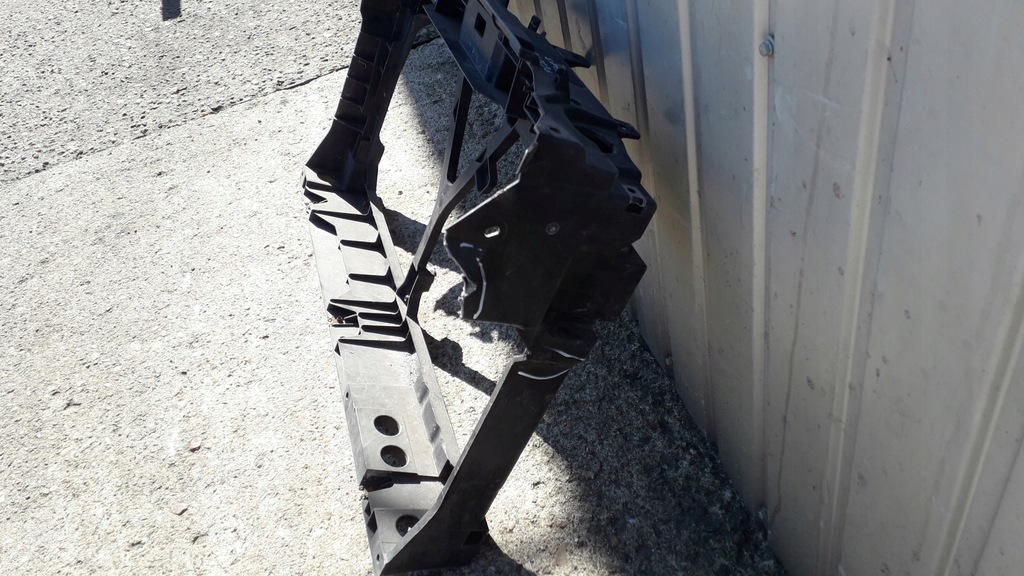 фото №5, Mazda 3 pas передній підсилювач