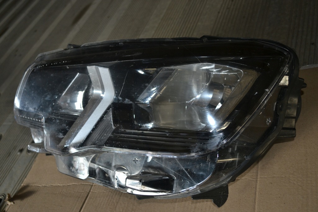 фото №3, Лампа левая фара левый перед partner iv rifter