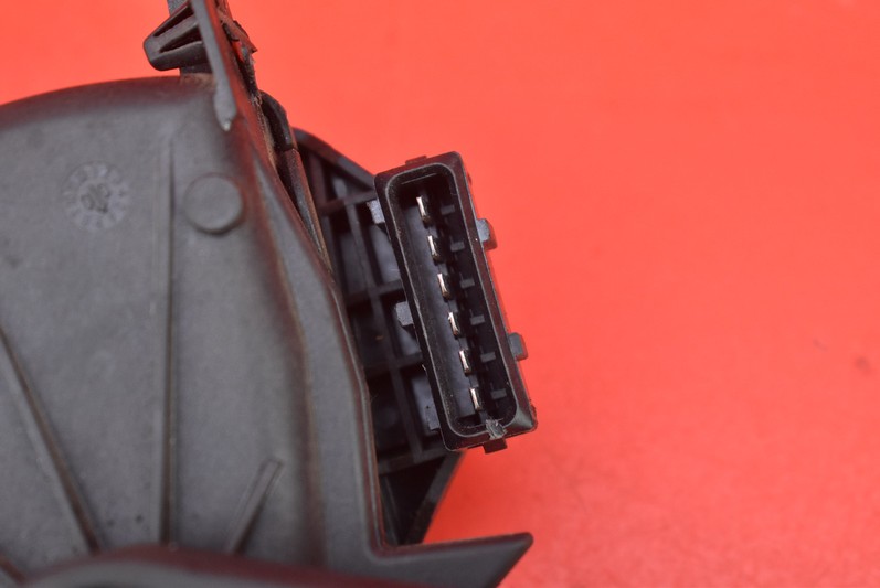 фото №7, Потенциометр газа volvo s80 1 i 2.4 b 00r