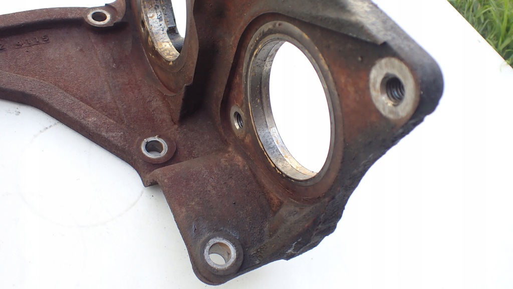 фото №7, Nissan x-trail t30 2.2 dci кронштейн насоса уприскування