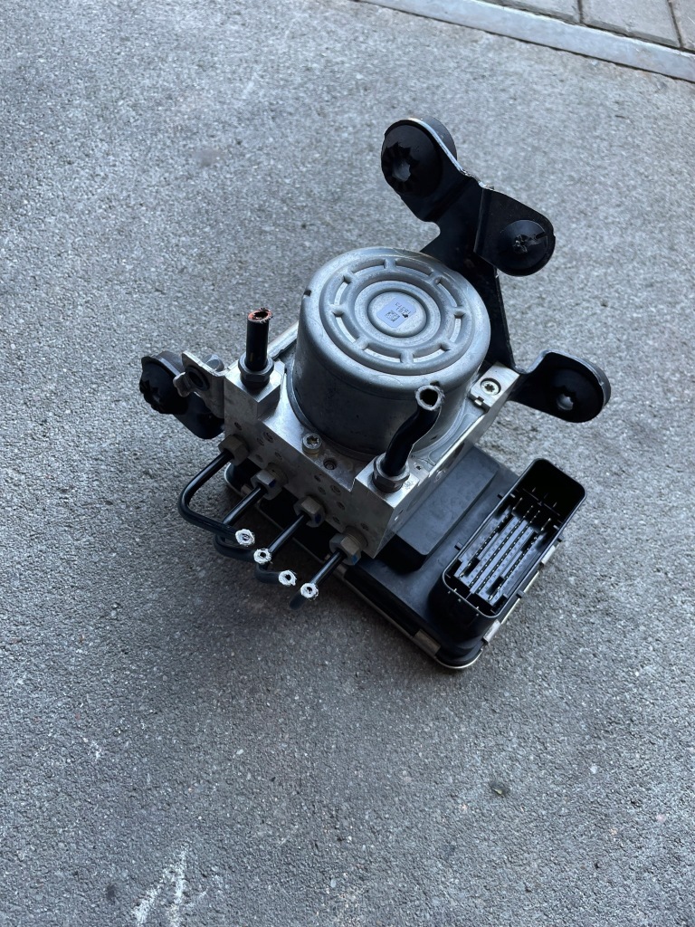 фото №1, Volvo xc60 xc90 v90 v60 насос abs 31680098