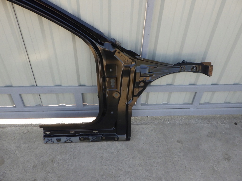 фото №4, Поріг обшивка ліва передні bmw 1 f40