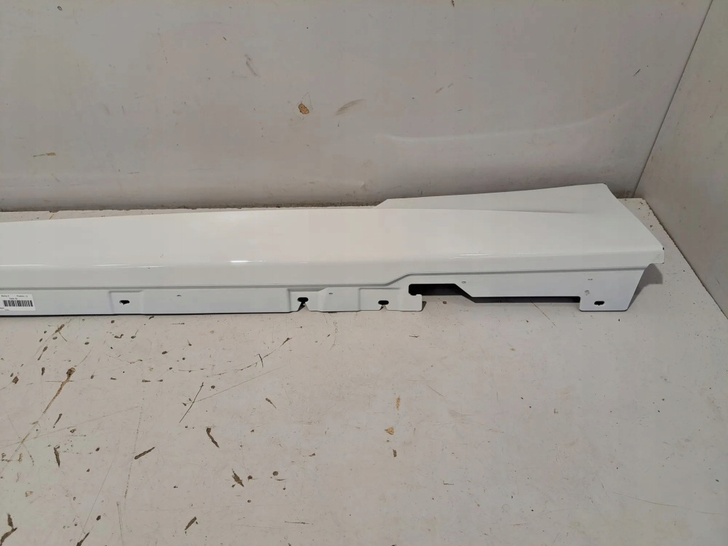Накладка поріг m ліва сторона bmw m8 f91 f92 g14 g15 8076269 Доставка