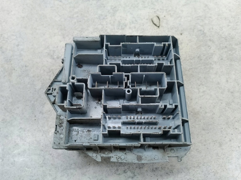 Коробка предохранителей наружная fiat ducato 3 1349946080 2.3 d Недорого