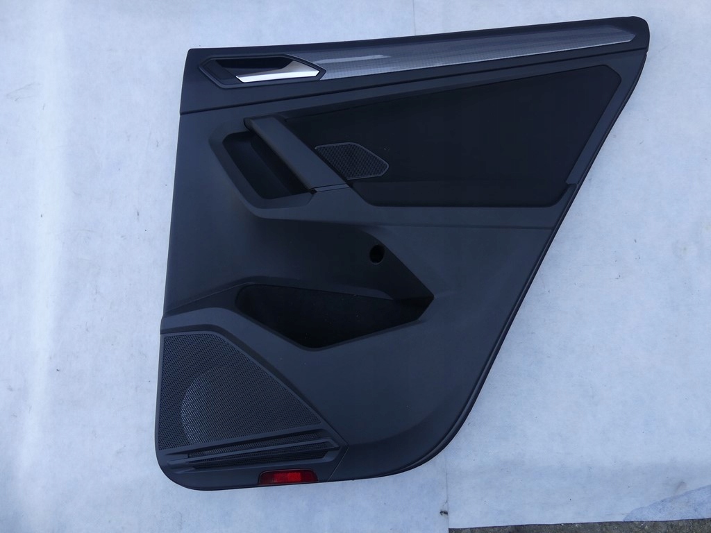 фото №4, Dw tiguan 2 lift обивка дверь ткань