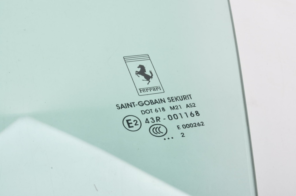 фото №5, Ferrari california 4.3 стекло левая передняя