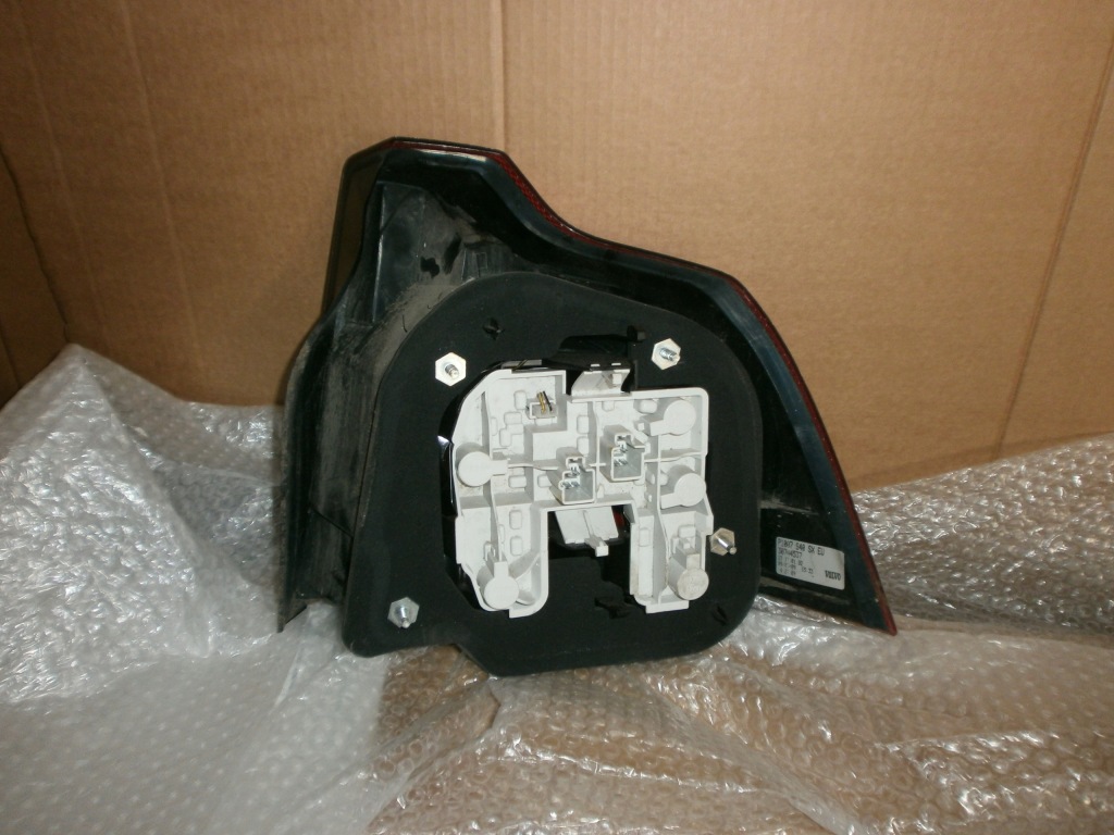 фото №3, Лампа ліва задня do volvo s40 09r!!!