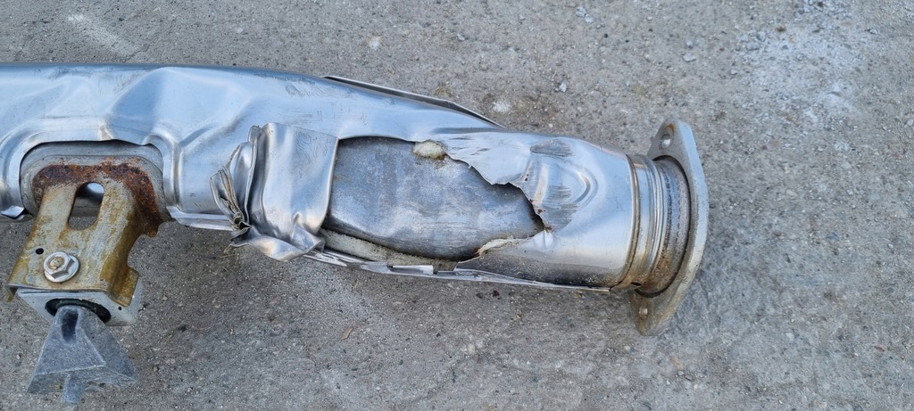 фото №13, Bmw оригинальный номер 8477553 8477554 3' g20 g21 выхлоп гаситель конечный kompletny