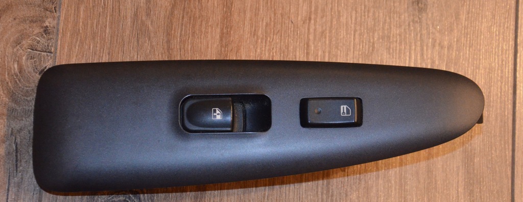 фото №1, Kia megentis кнопка открывания стекло