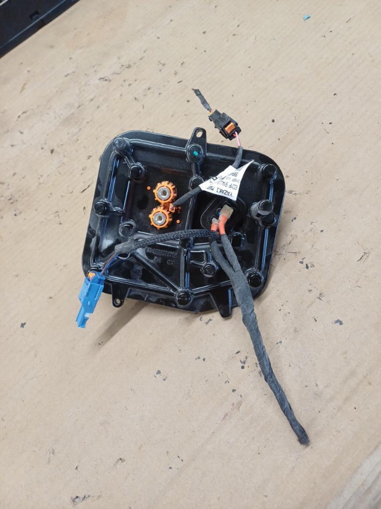 фото №1, Модуль электрический штекер аккумулятора mopar 9847056680 03