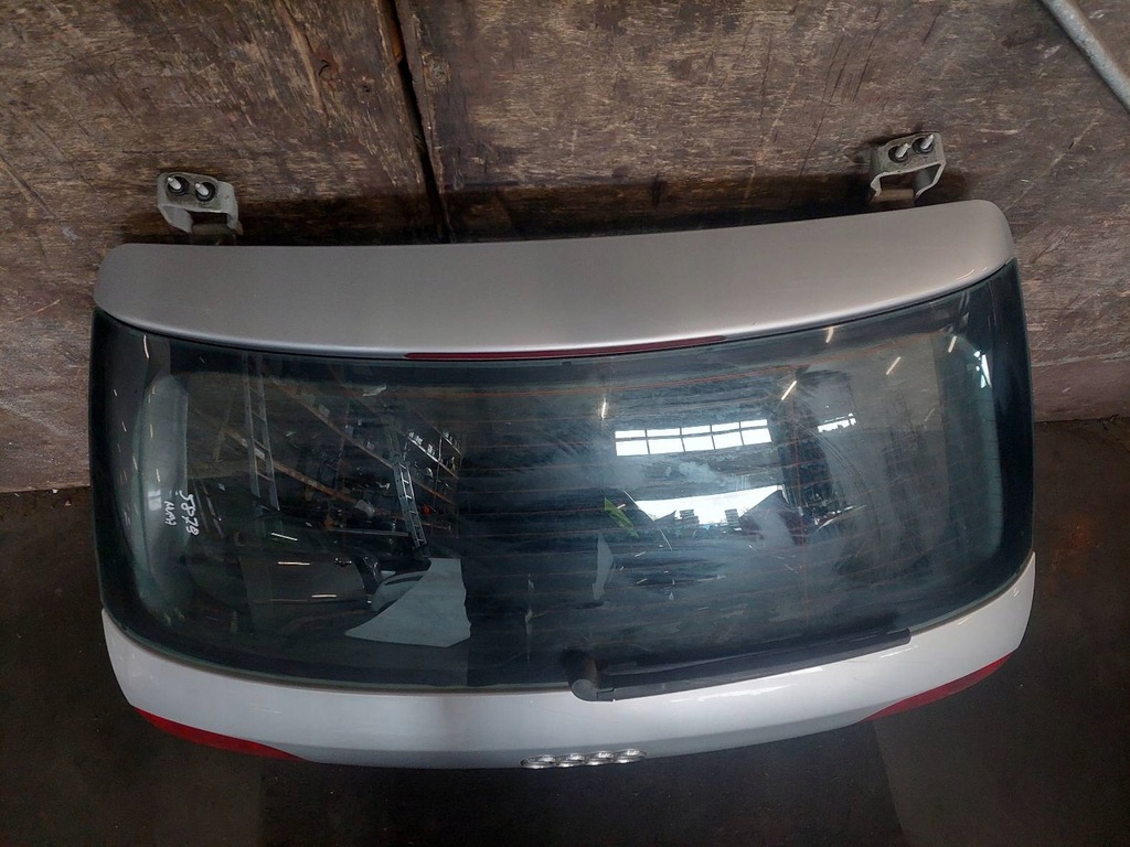 фото №11, Kompletny задняя крышка багажника багажника бампер лампы audi a4 b7 ly7w 8e0919283e