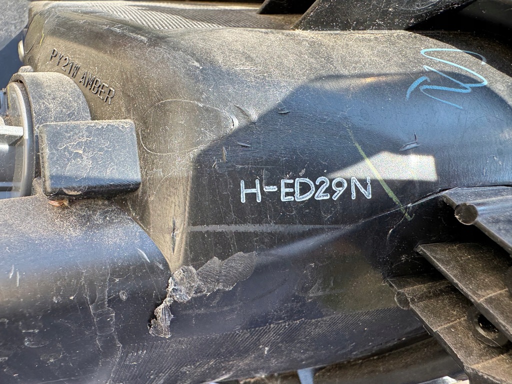 фото №9, Mitsubishi space star ii лампа левая перед 8301c193 kalisz poznan