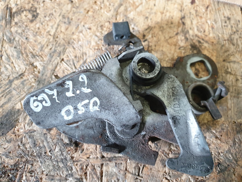 фото №1, Замок засувка капот peugeot 607