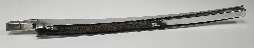 Молдинг декоративная дверь правый перед mercedes w115 w114 Киев