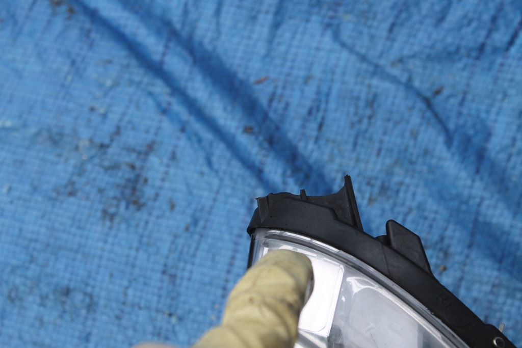 фото №10, Citroen c4 picasso 06- лампа правая ксенон