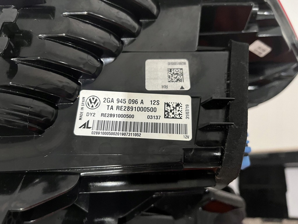 фото №13, Vw t-roc 2ga лампы задняя комплект левая правая