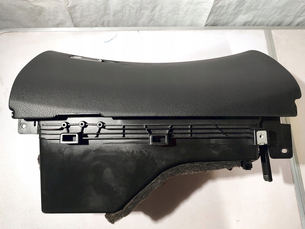 фото №8, Mercedes 213 w213 бардачок пасажира a2136801309 a0009069604