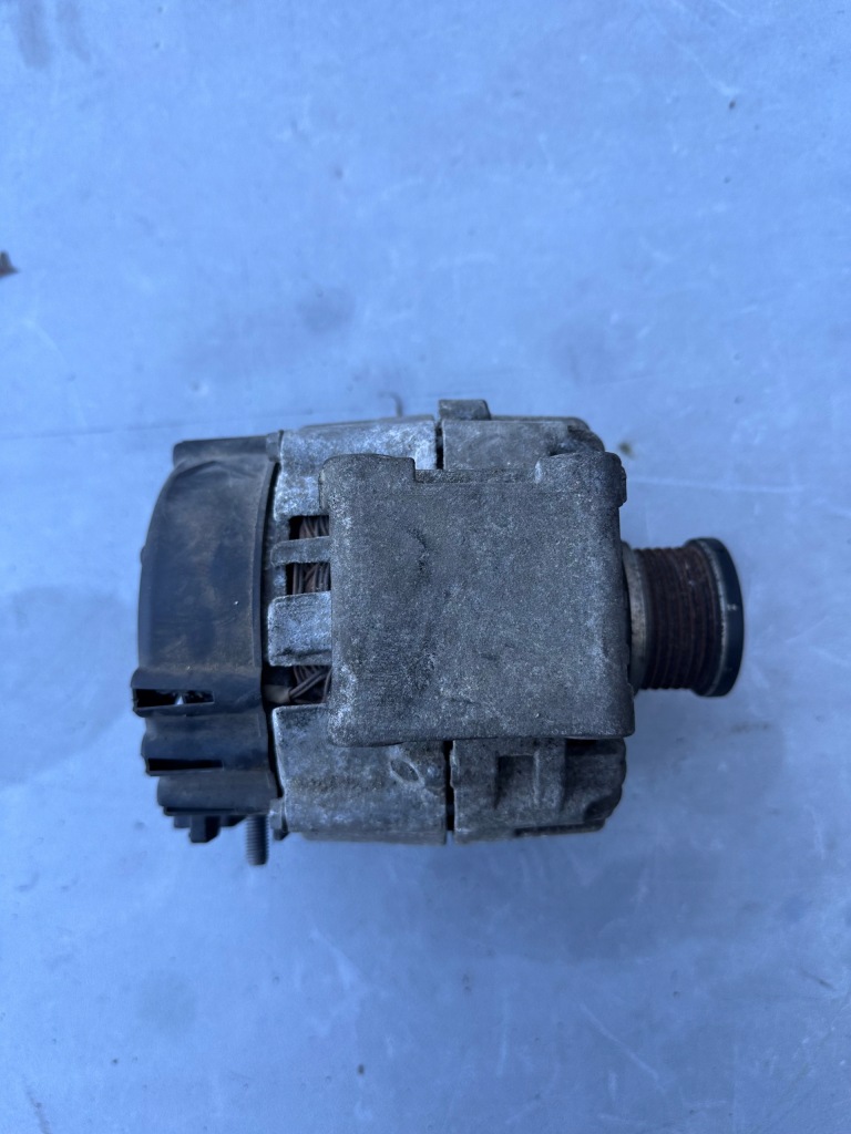 Генератор mercedes 0009063722 Оригинал