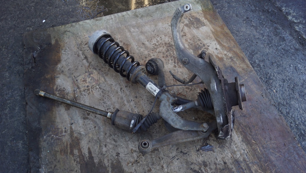 фото №8, Поворотный кулак подвеска правый перед bmw x5 e70 3.0d