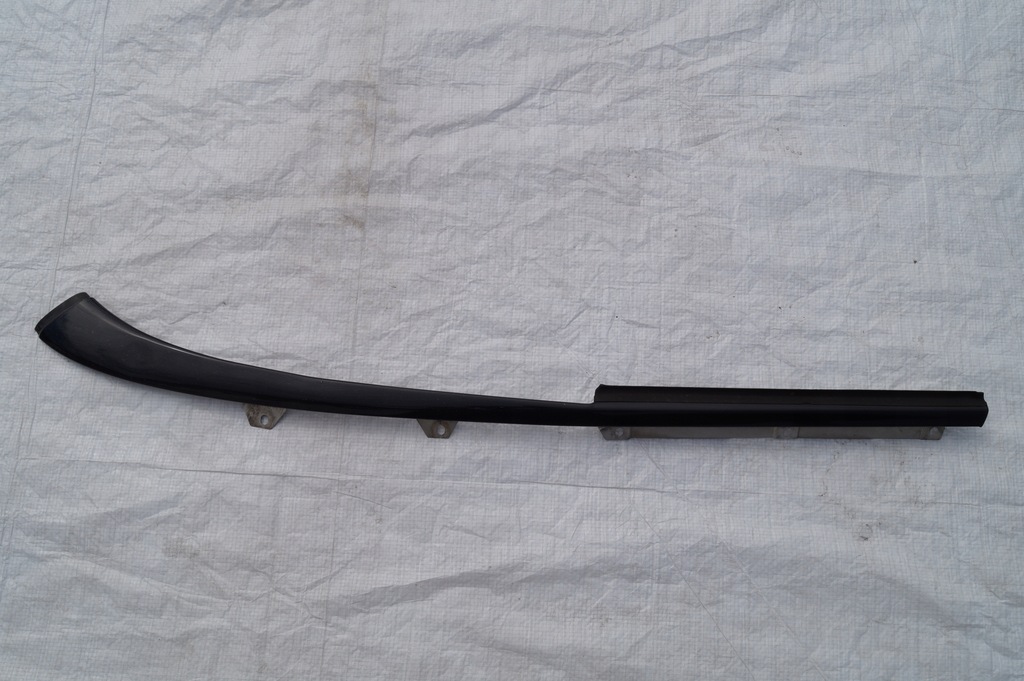 фото №1, Молдинг задняя правая chrysler sebring ii 2 cabrio