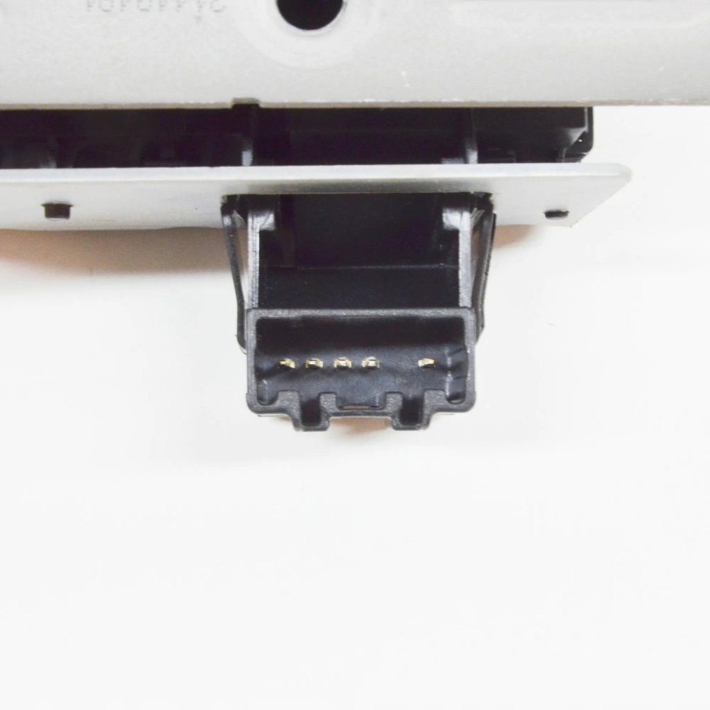 фото №8, Volvo xc70 mk2 замок кришки багажника 31440491 оригінальний