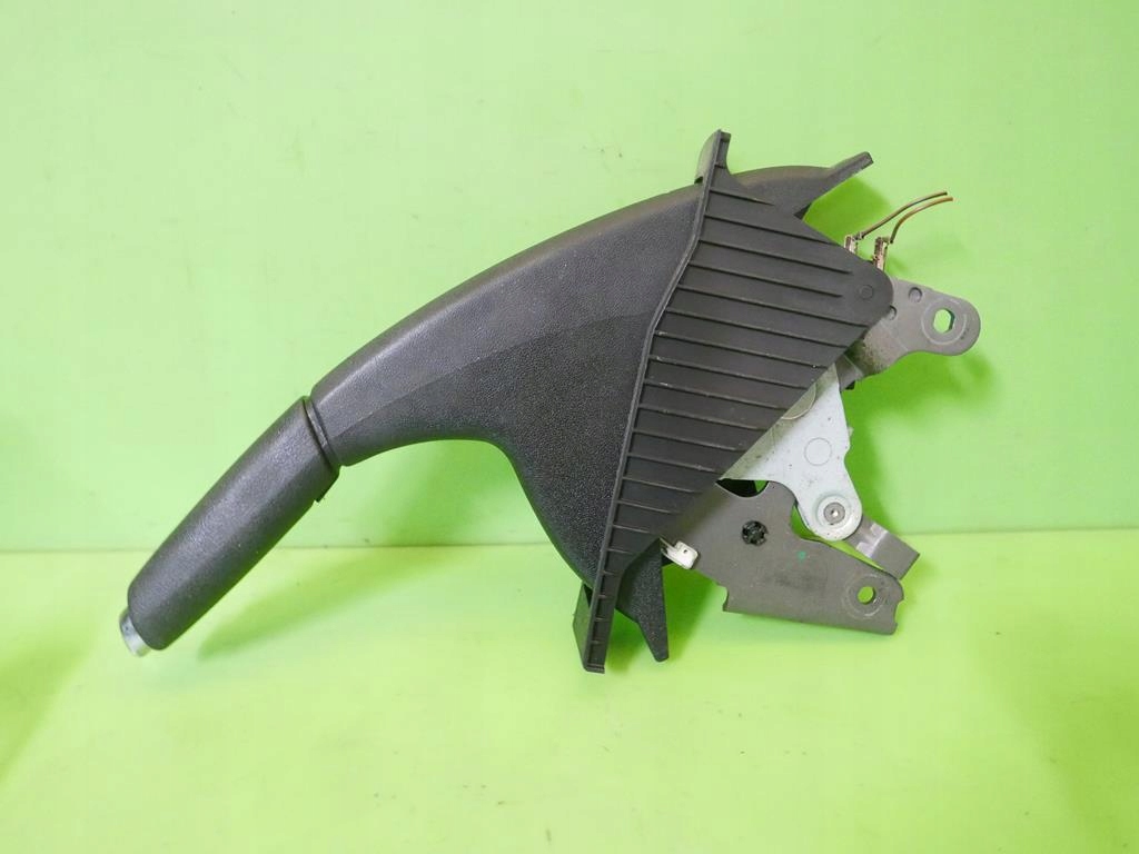 Купить Рычаг кулиса тормоза ручного mercedes w169 a170 04-08