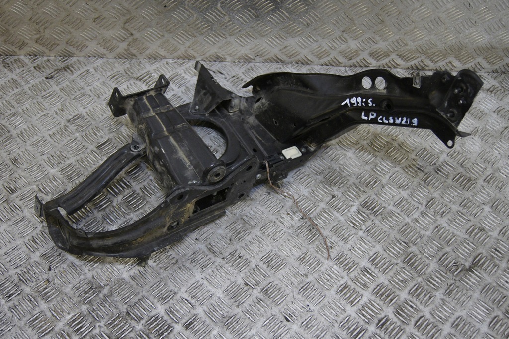 фото №1, Зона деформації ліва панель фари cls w219 amg 6.3