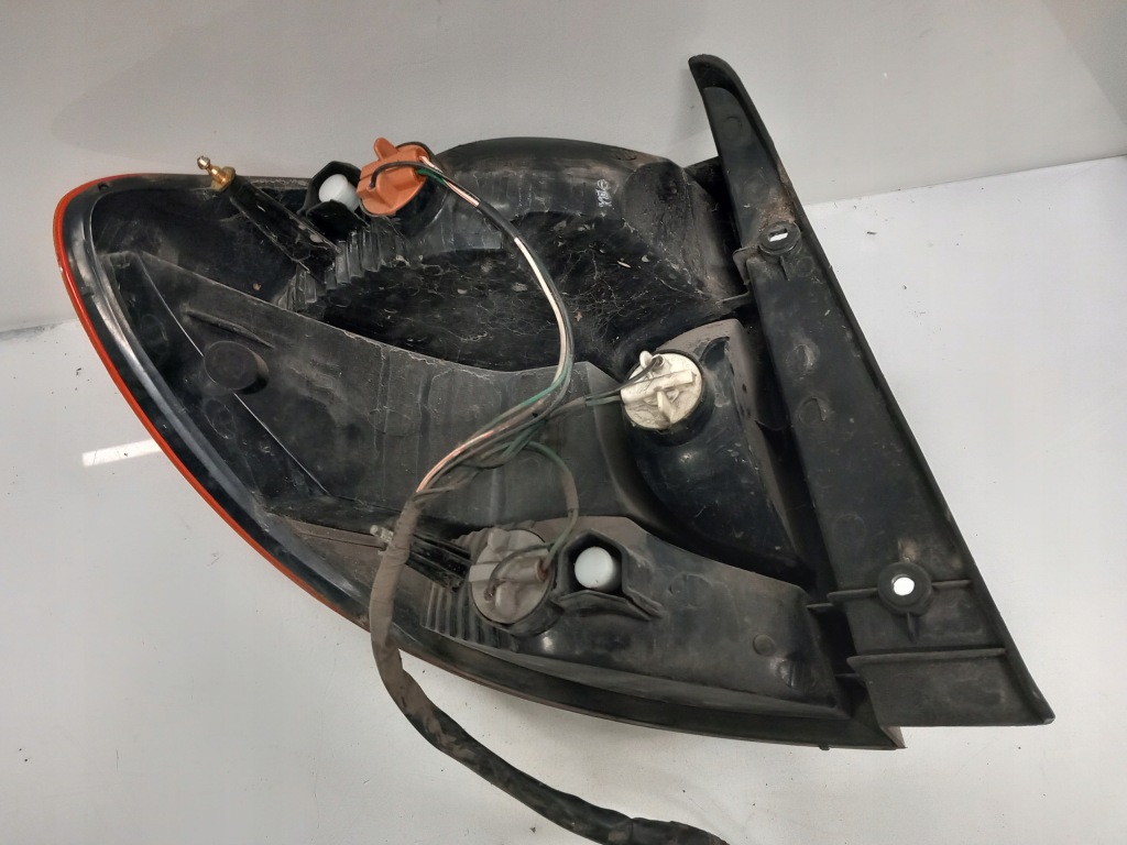 фото №4, Лампа правая задняя kia rio