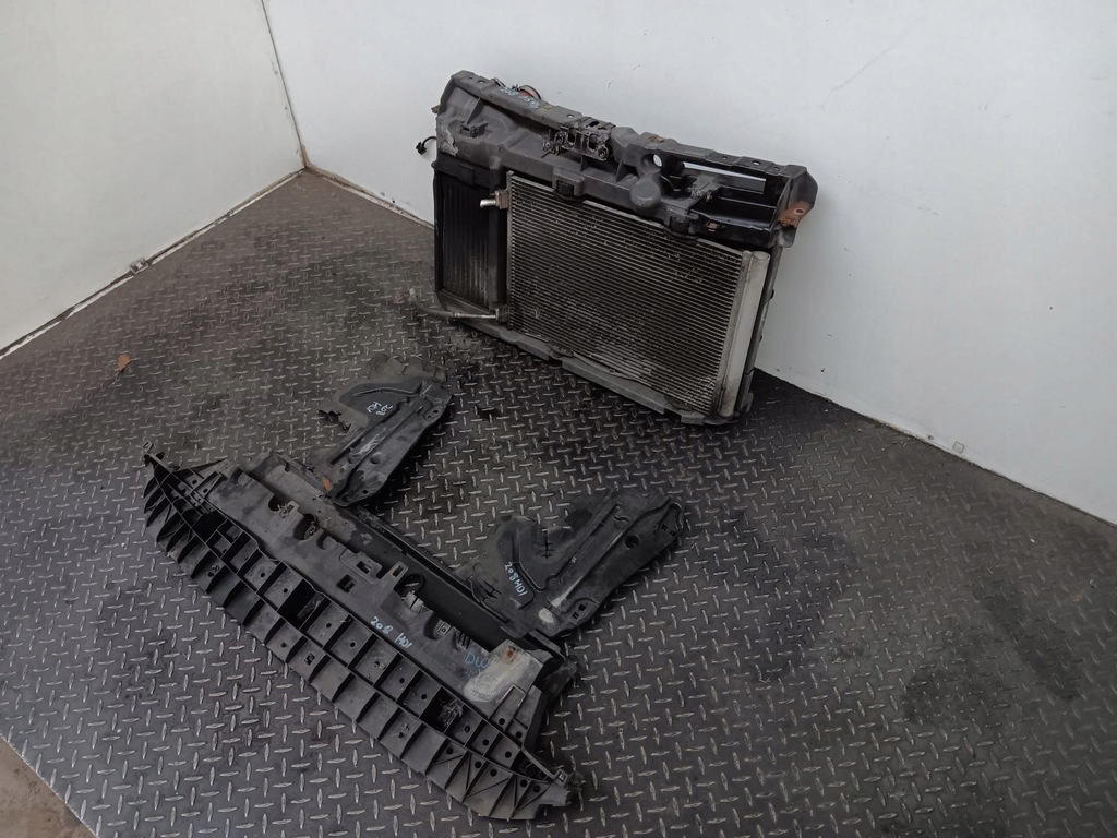 фото №14, Pas передній підсилювач peugeot 208 1 hdi/vti