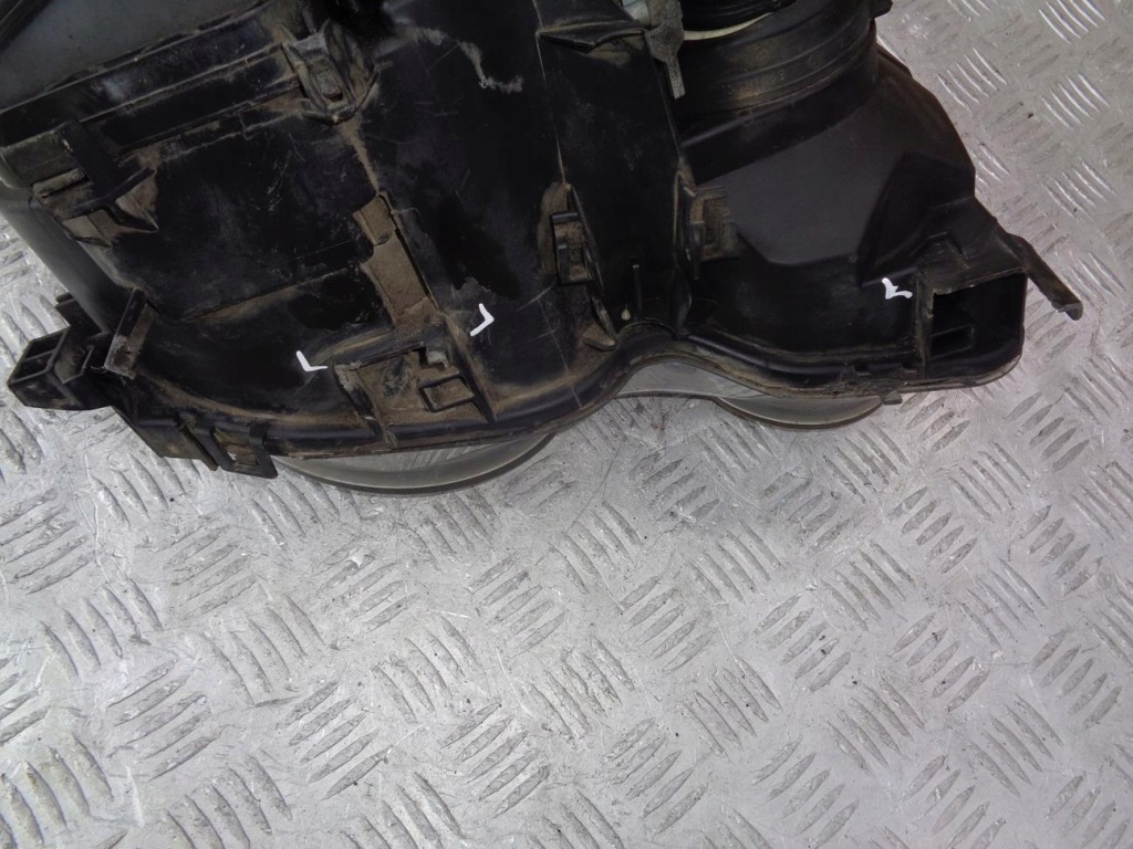 Лампа ліва перед передня ксенон bmw 3 e46 compact 2000- 1305235667 європа Ціна