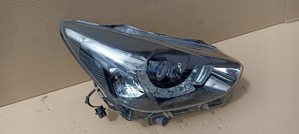 фото №3, Лампа перед передняя правая mazda ii 2 14- full led