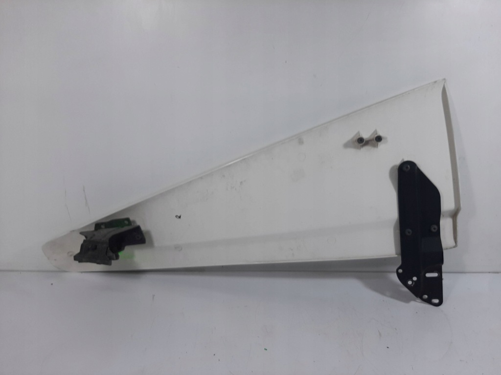 фото №11, Scania r410 euro6 poj 12742 14r ветровик спойлер верхний кабины правая 1348514