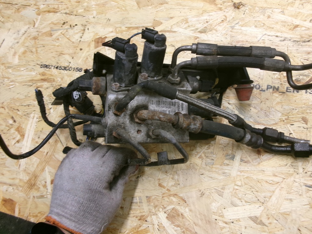 фото №1, Bmw 7 e65 насос клапан підвіска 6758704