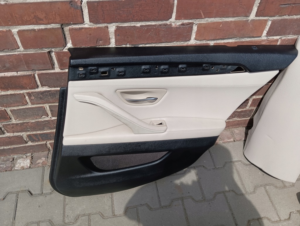 фото №6, Заднє сидіння сидіння шкіра оббивка двері тунель середній bmw 5 f11 kombi