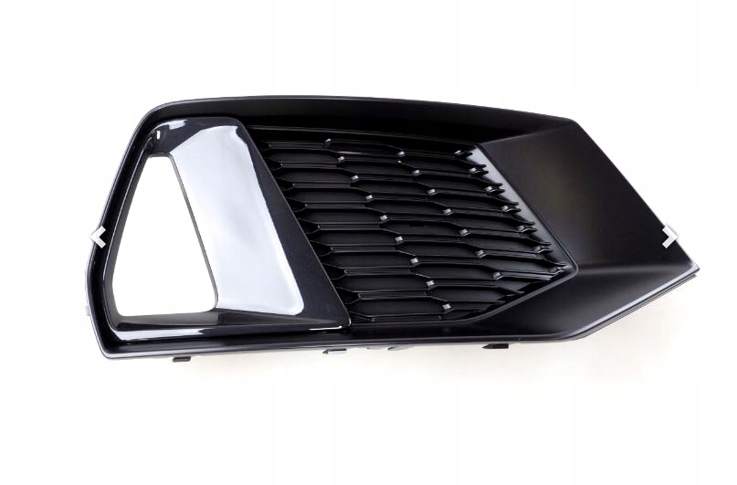Купити Решітка заглушка бампера права audi a7 c8 sline
