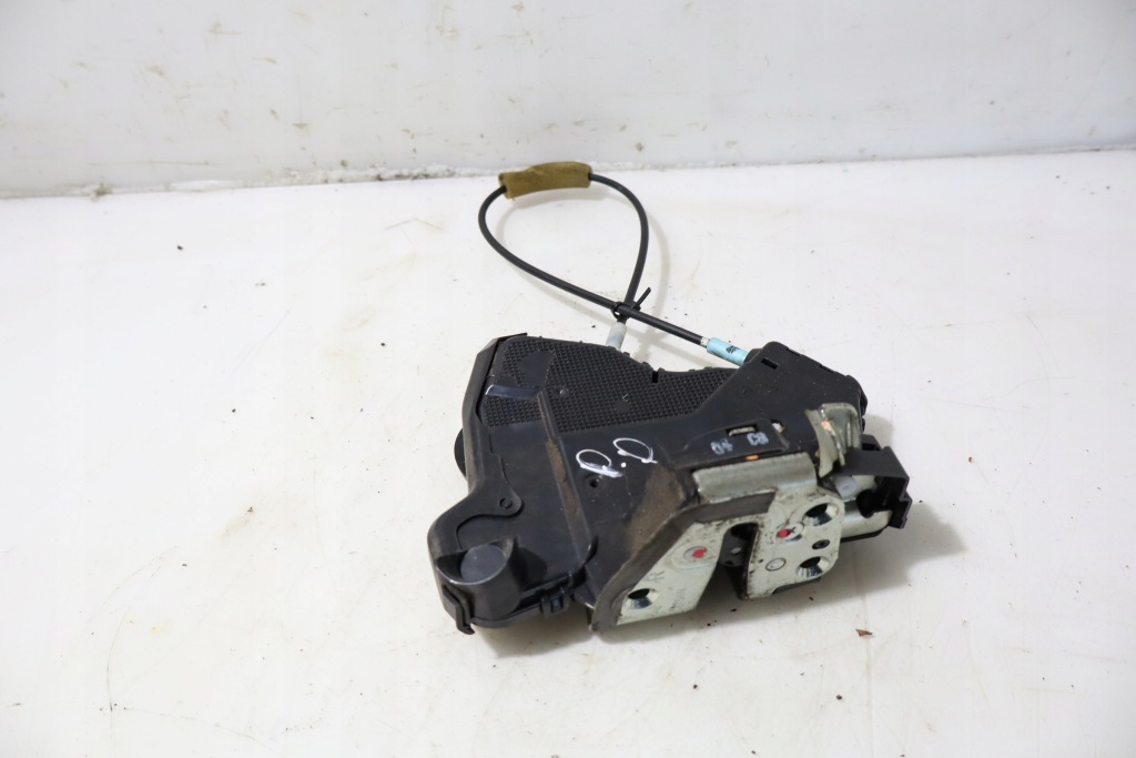 фото №1, Замок правий перед двері toyota corolla x e15