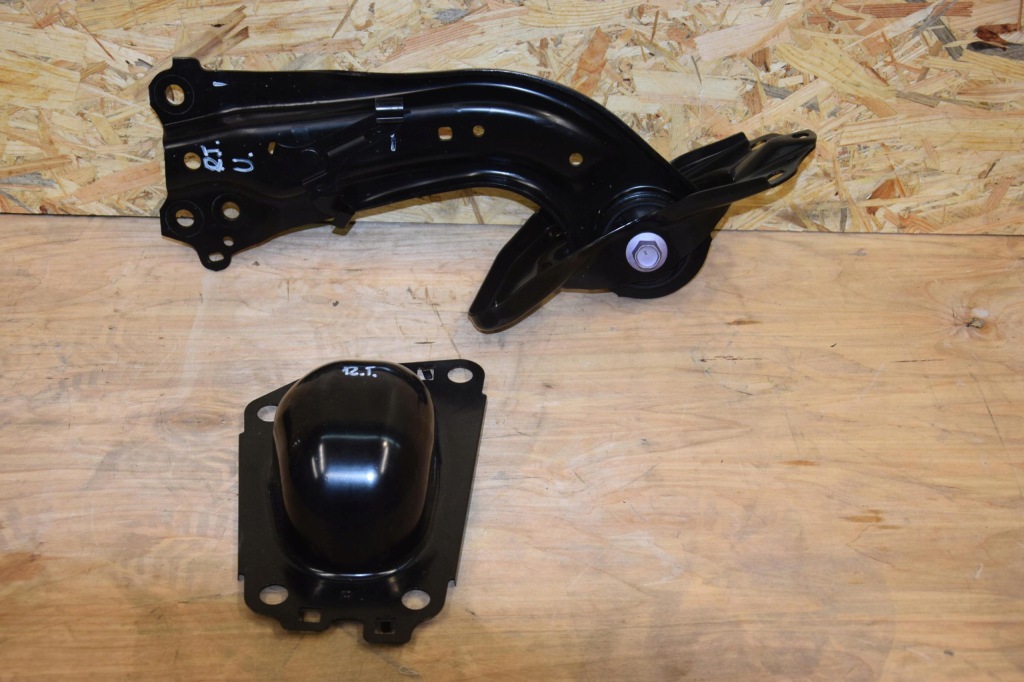 фото №1, Важіль правий задня поздовжній lexus ux 250h 5tyśkm 20r