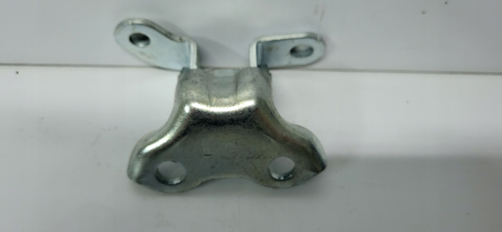 фото №9, Auris yaris ii verso c-hr петля двері правий задня góra верхній 68750-0h010