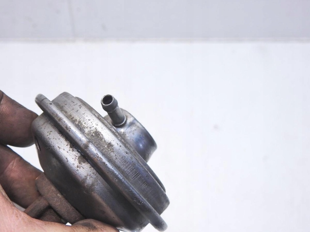 фото №8, Клапан egr audi a6 c6 2.7 tdi 059131503h